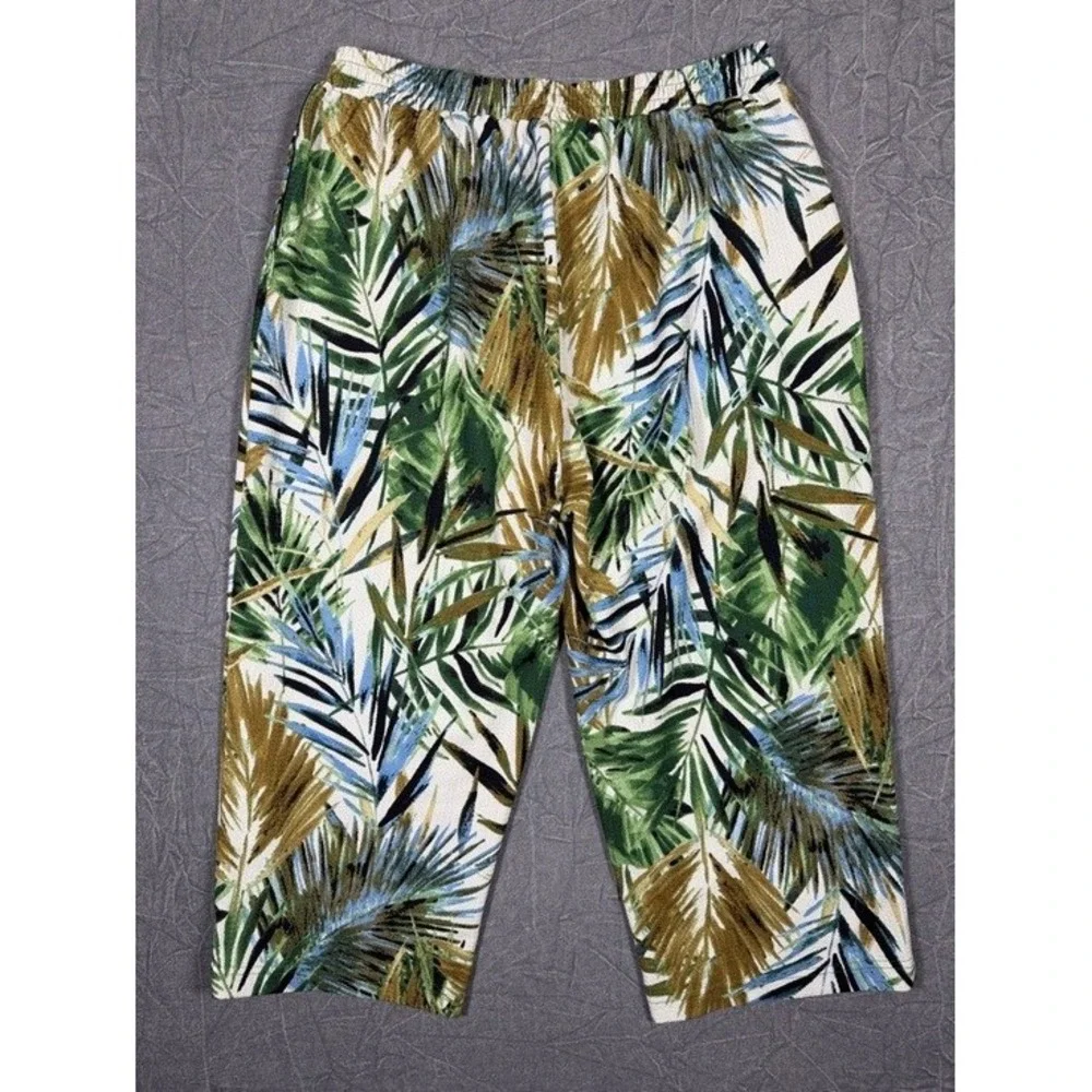SOHO‎ Apparel Ltd Tropical Palm Print Wide Leg Crop Pants Green Blue 1X 78108156